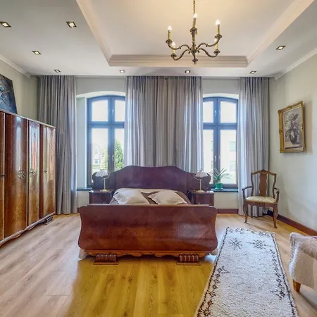 Apartament & Spa Dworski Zakatek Апартаменты
