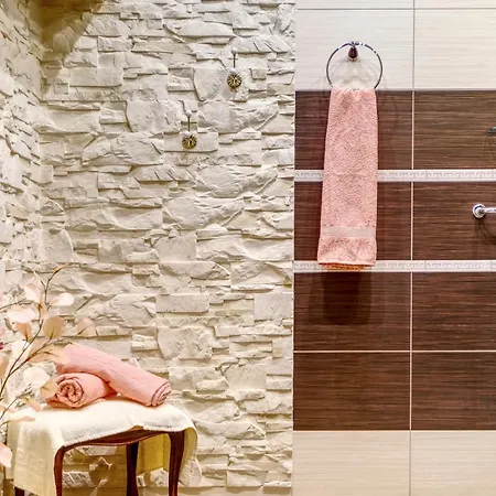 アパート Apartament & Spa Dworski Zakatek